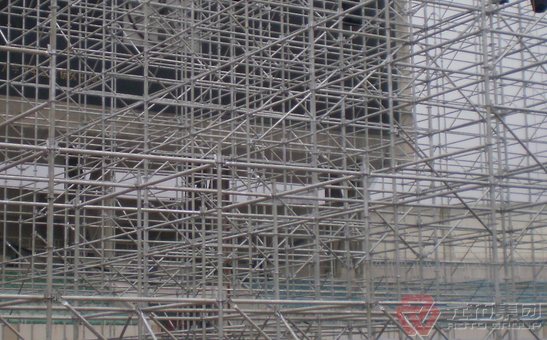 雷壓架扣件，雷亞架特點