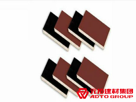 木模板廠家：選擇木模板的注意事項(xiàng)有哪些？