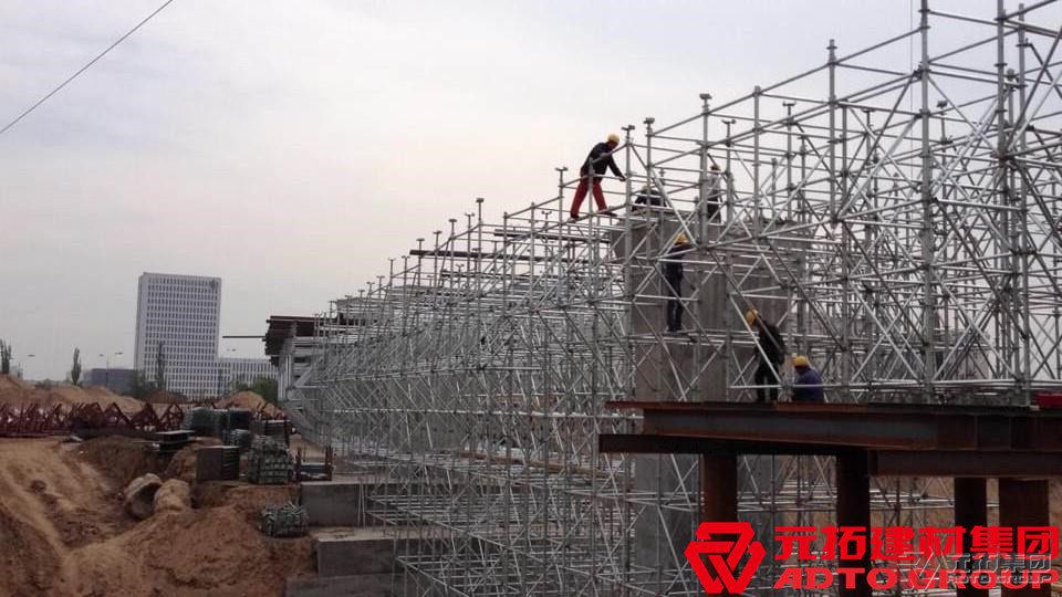 盤扣式腳手架在搭建時(shí)應(yīng)注意哪些？