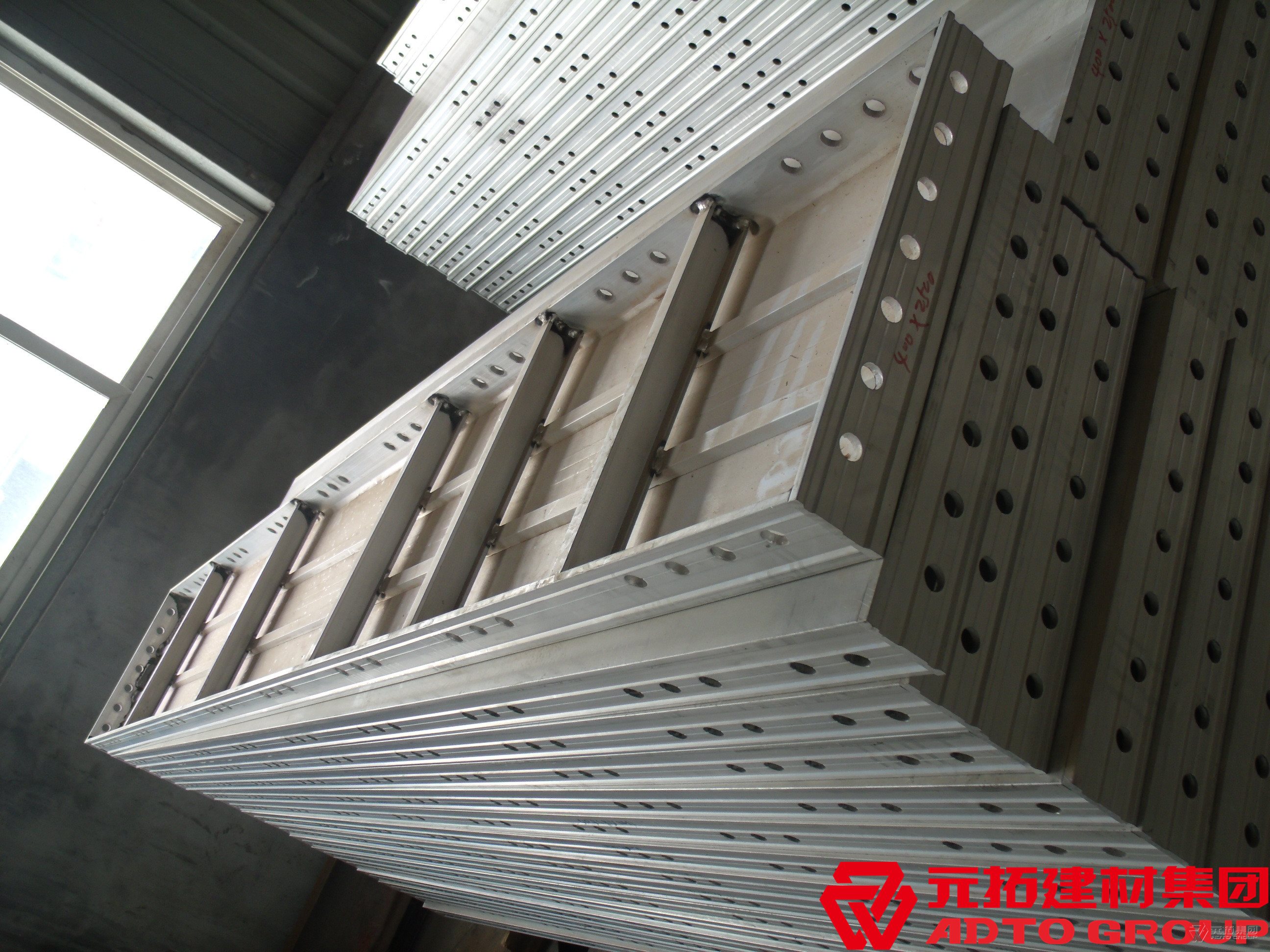 鋁合金模板的優(yōu)勢(shì)有哪些？