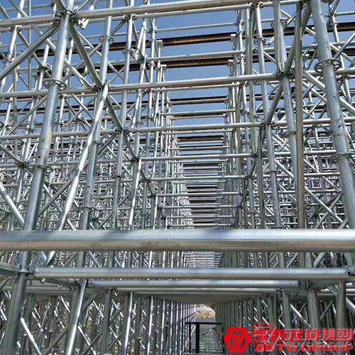 盤扣式腳手架會(huì)取代傳統(tǒng)腳手架嗎？